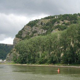 ドイツ・ライン川から見たローレライ