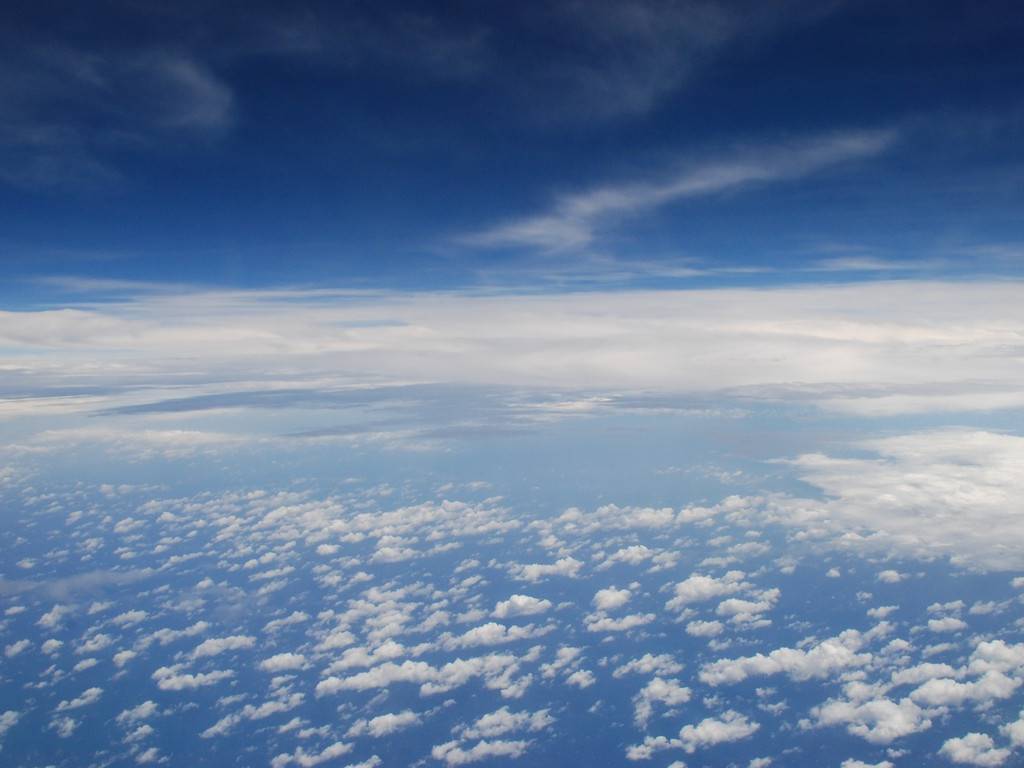 シンガポールから成田への飛行機の中 - 空 - 無料写真素材 - あみラボ