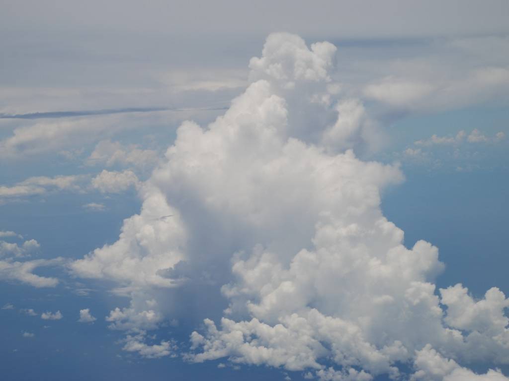 シンガポールから成田への飛行機の中 - 空 - 無料写真素材 - あみラボ