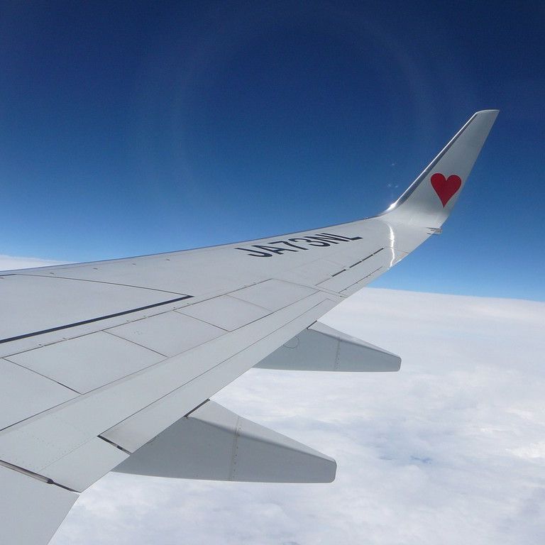 飛行機の中からの空（新千歳空港→羽田空港） - 空 - 無料写真素材 - あみラボ