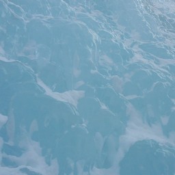 北海道・支笏湖氷濤まつり