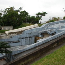 沖縄県・旧海軍司令部壕