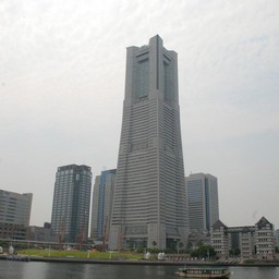 横浜市・ランドマークタワー