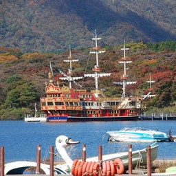 神奈川県・芦ノ湖・海賊船